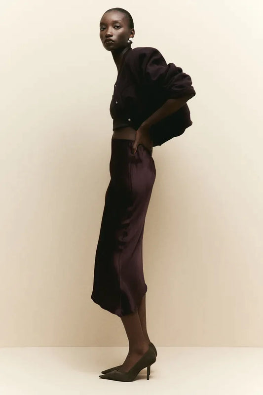 Le bordeaux : la couleur tendance à ajouter par touche dans vos looks automnaux