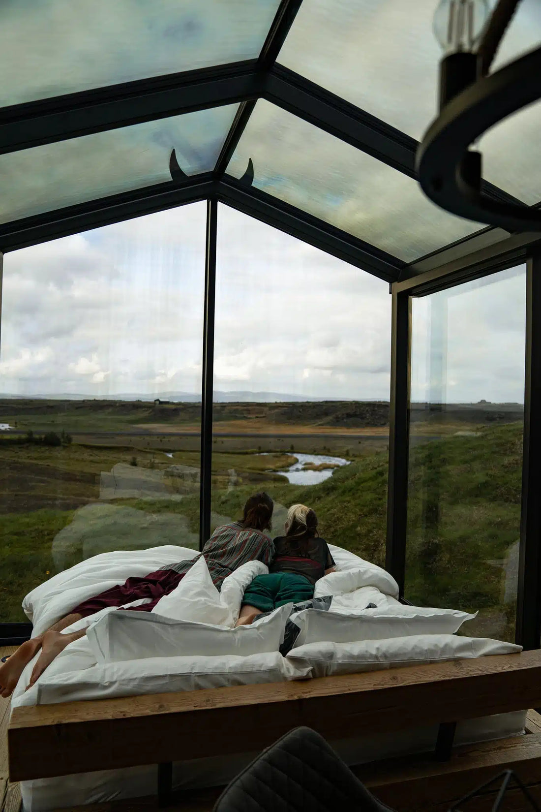 Panorama Glass Lodge : dormir sous les étoiles en Islande