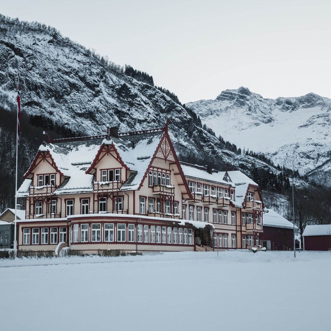 Union Øye : l'hôtel historique de Norvège au cœur des Alpes de Sunnmore